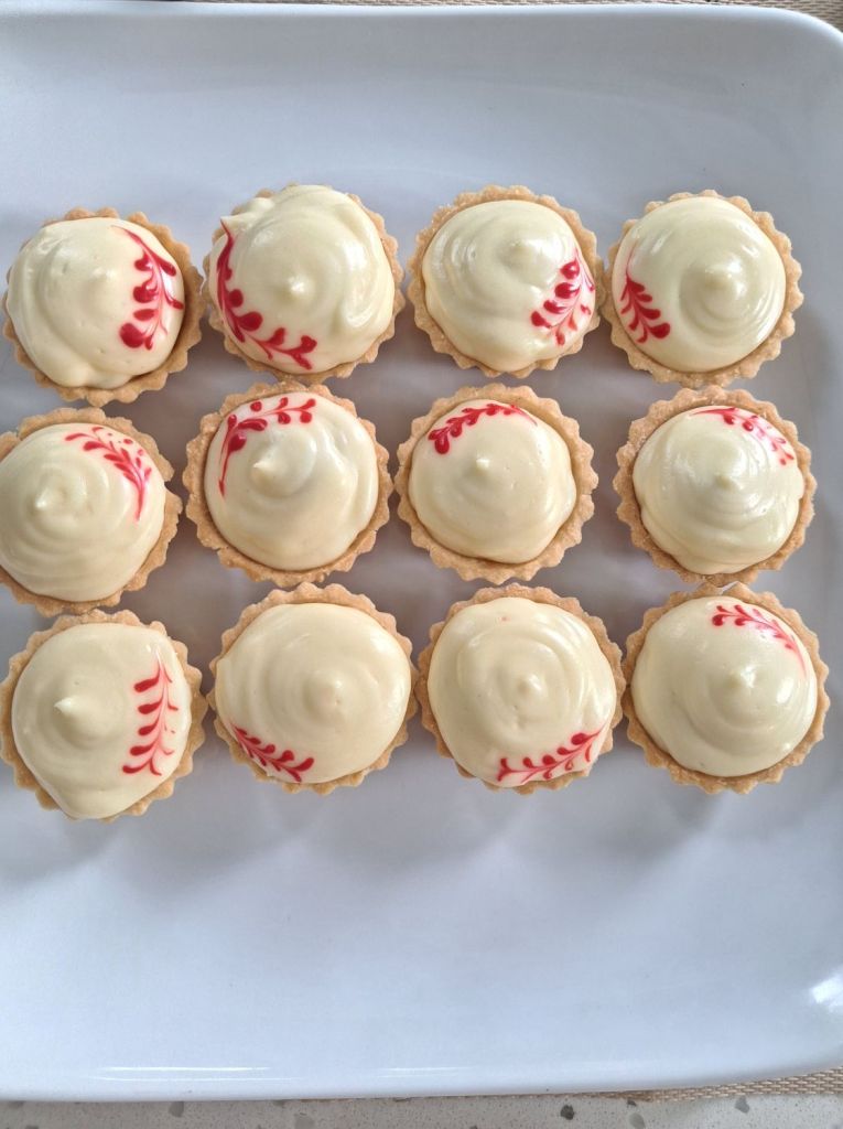 Strawberry Cheese Tart with Red Leaves Design
